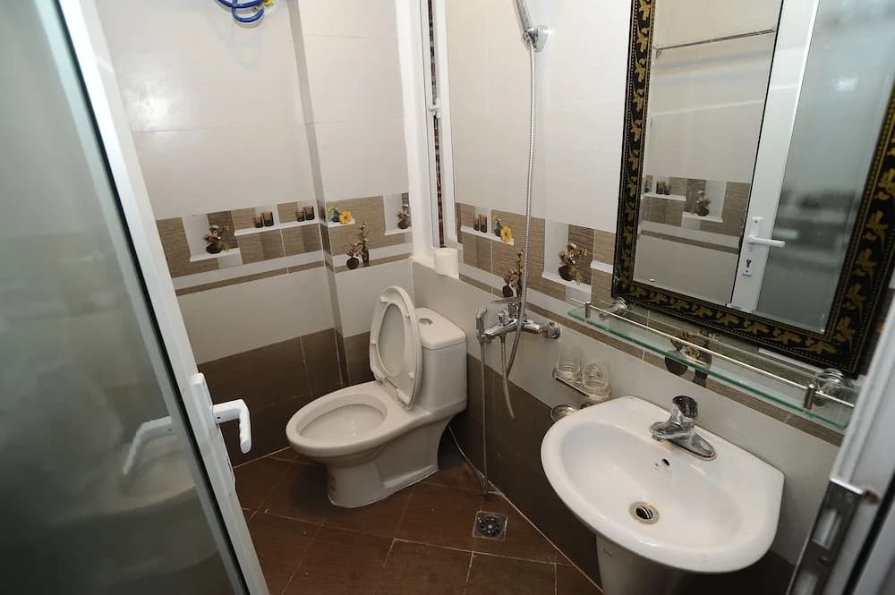Ruby Lakeview Homestay - photo 6
