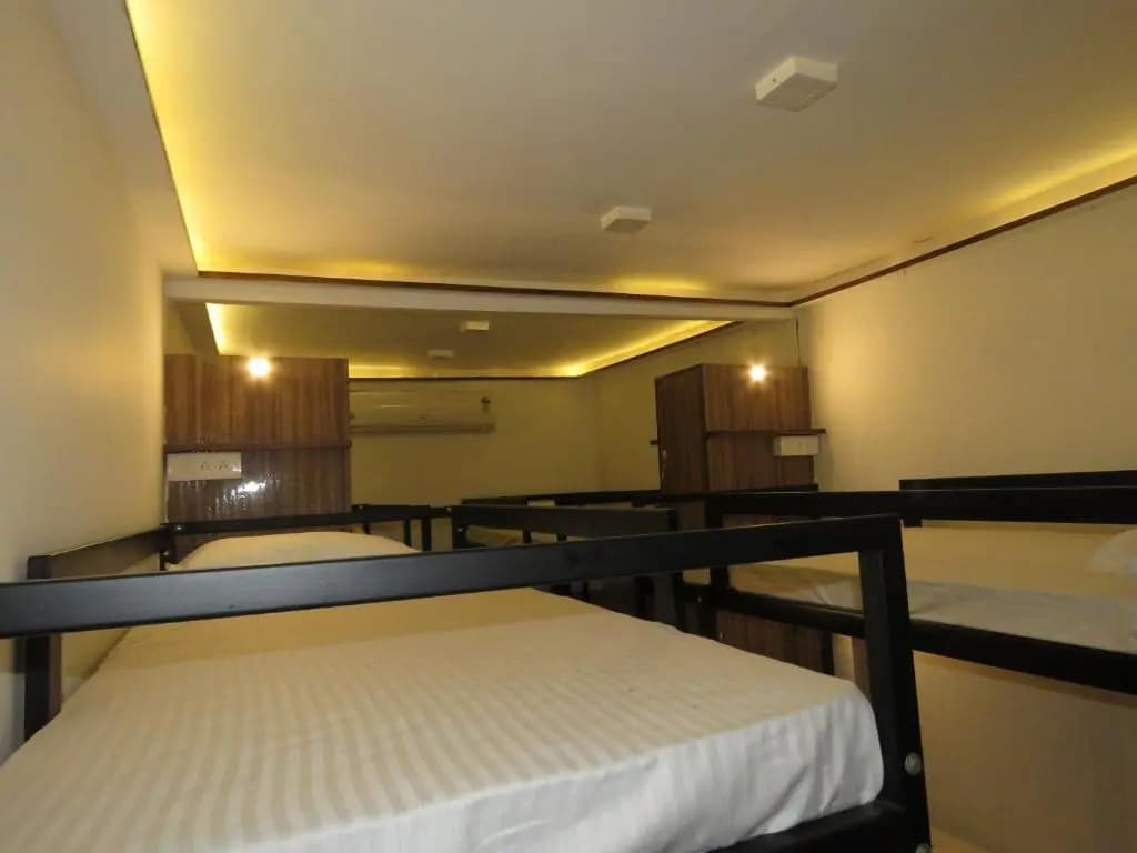 Comfort Stay Hostel - photo 3