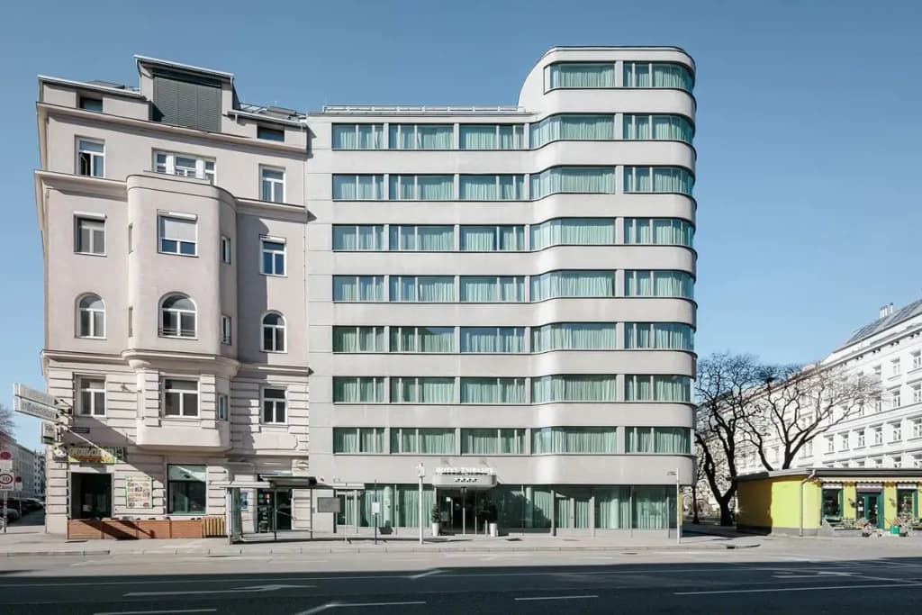 Hotel Eurostars Embassy - photo 1