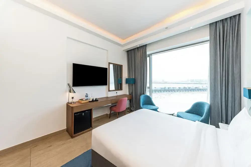 Sea Point Hotel - photo 17