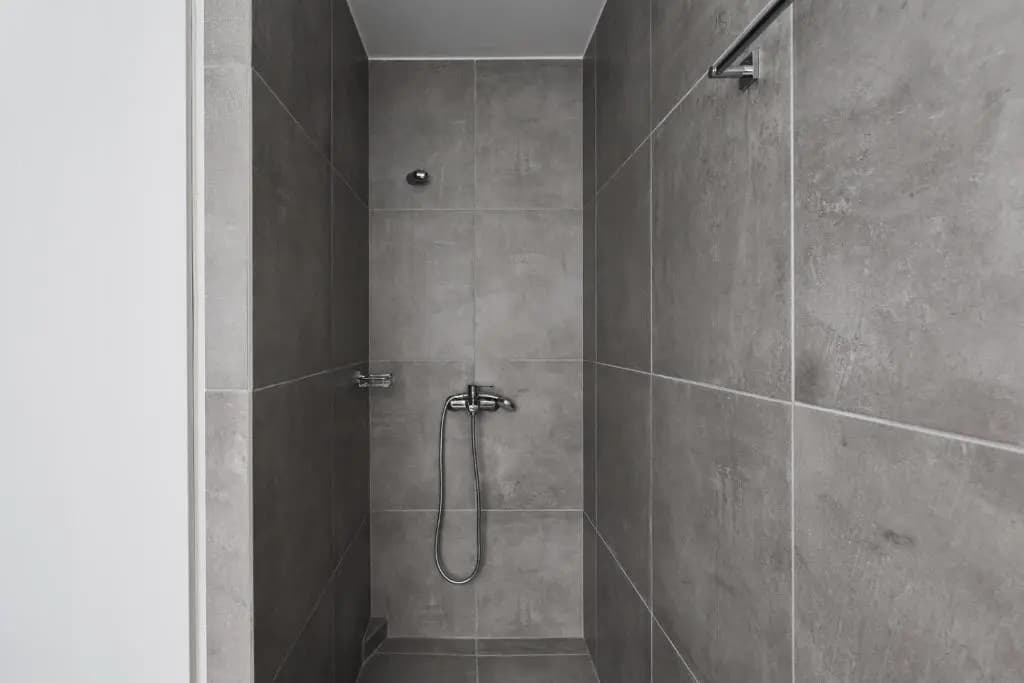 Modern chic apartment, central Athens (Ermou st) - photo 9