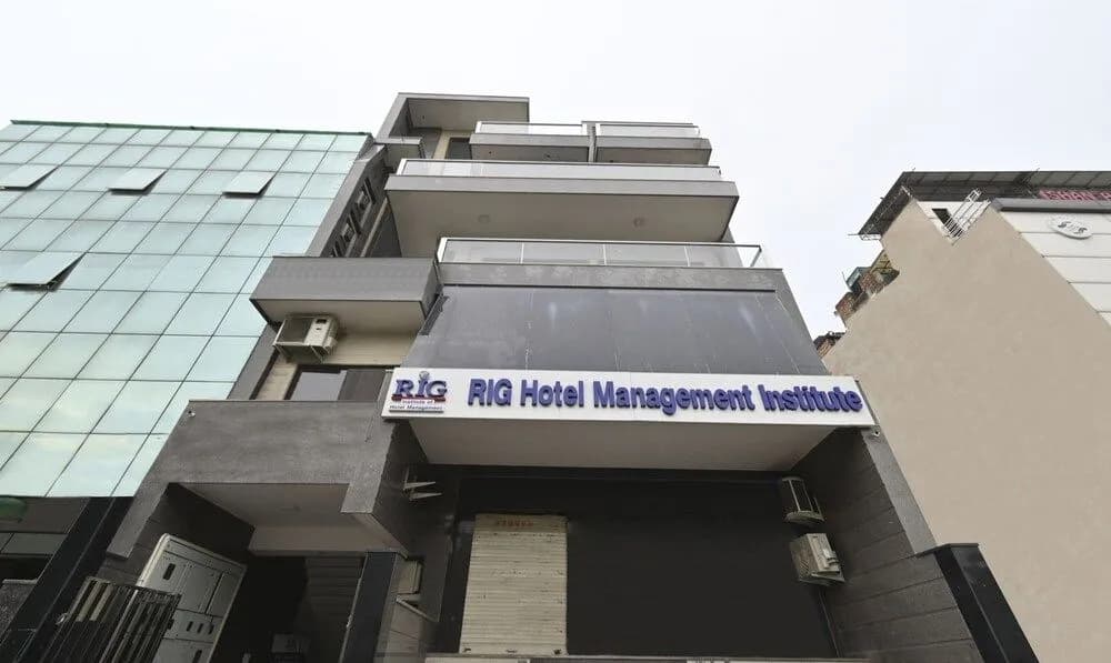 Nights Inn BY OYO Rooms - main photo