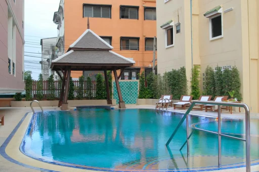 Golden Villa - photo 14