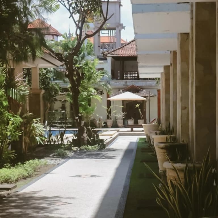 Puri Asih Hotel - photo 25