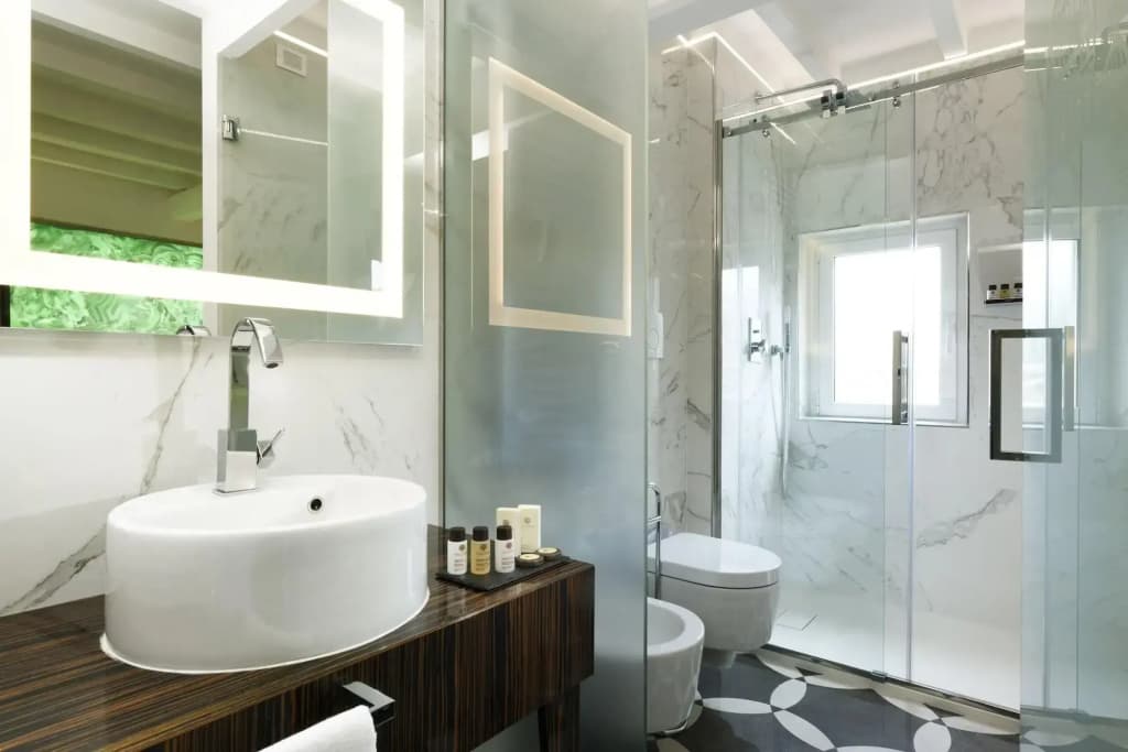 Le Boutique Hotel - photo 9