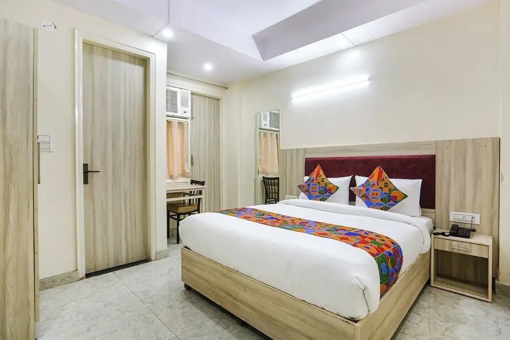 Fabhotel Taugan Inn - photo 5
