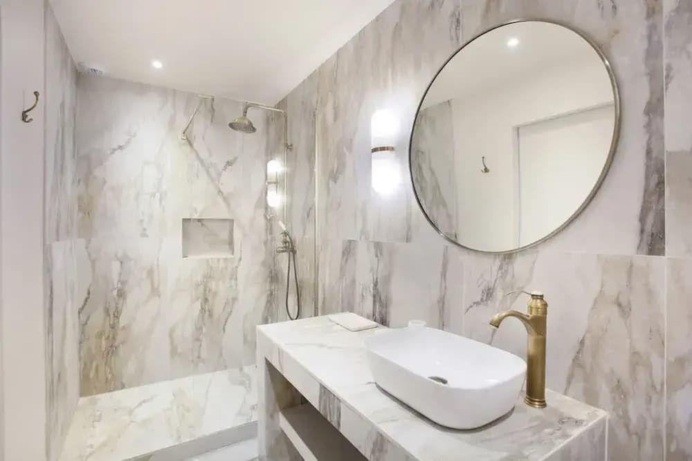 Luxurious and new Apartment in the Center of Paris - photo 14