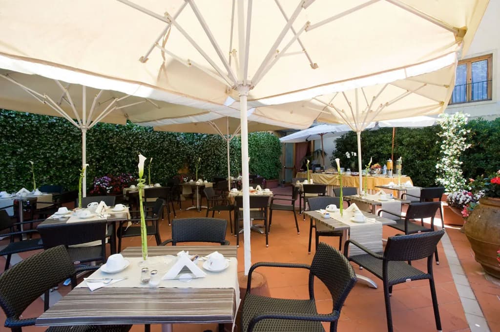Hotel Silla - photo 15
