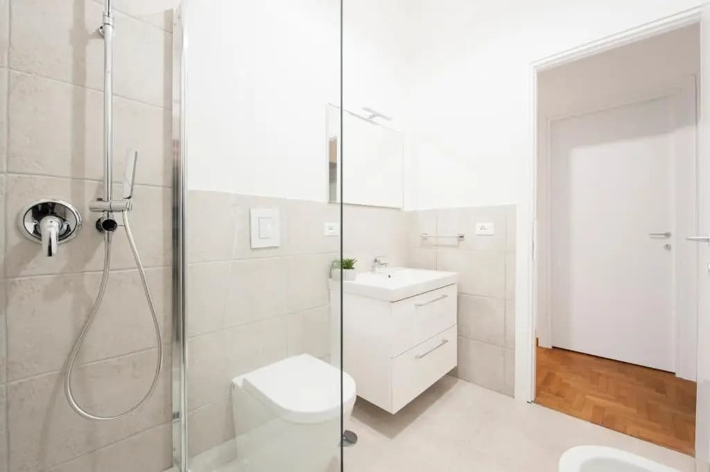White Flat Labicana - photo 7