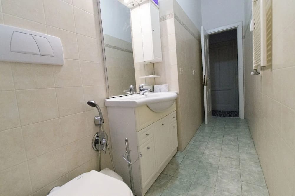 Giovanni Classic Apartment - photo 9