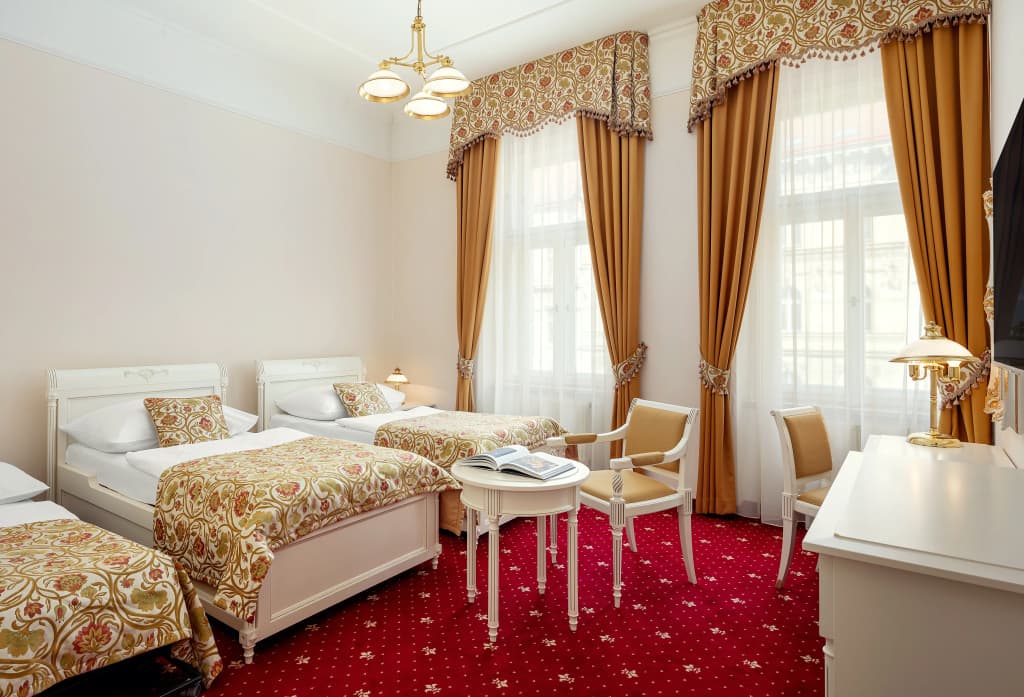 Alqush Downtown Hotel - photo 3