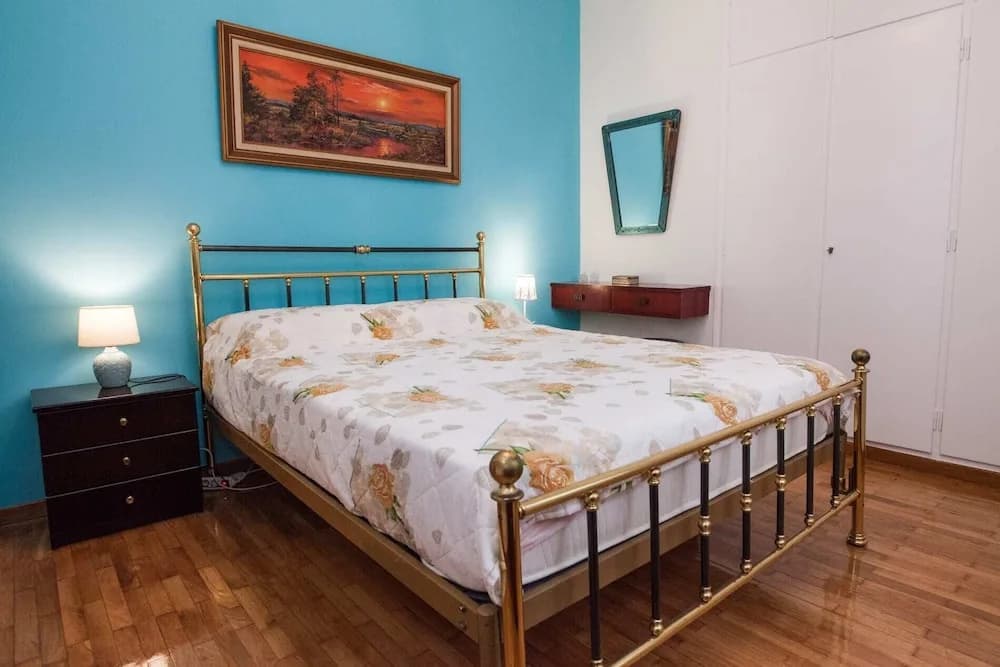 Beautiful Retro Apt in Koukaki - photo 6