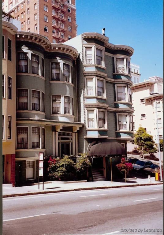 Nob Hill Inn - photo 1