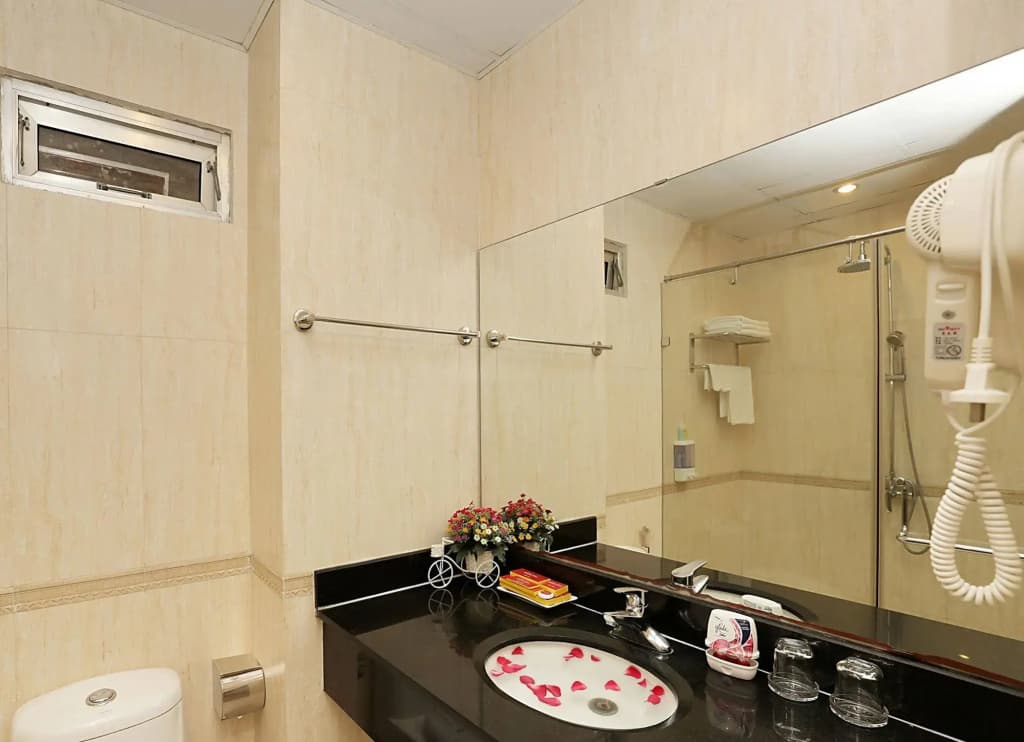 Hanoi Golden Charm Hotel - photo 19