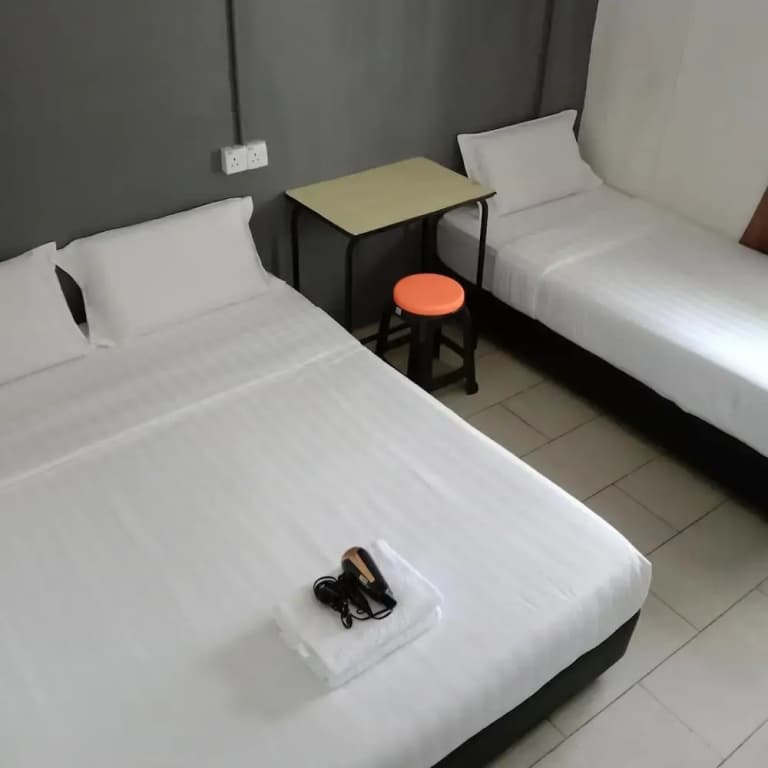 Tempo - Hostel - photo 7