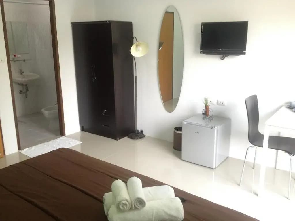 Ezy House Patong - photo 6