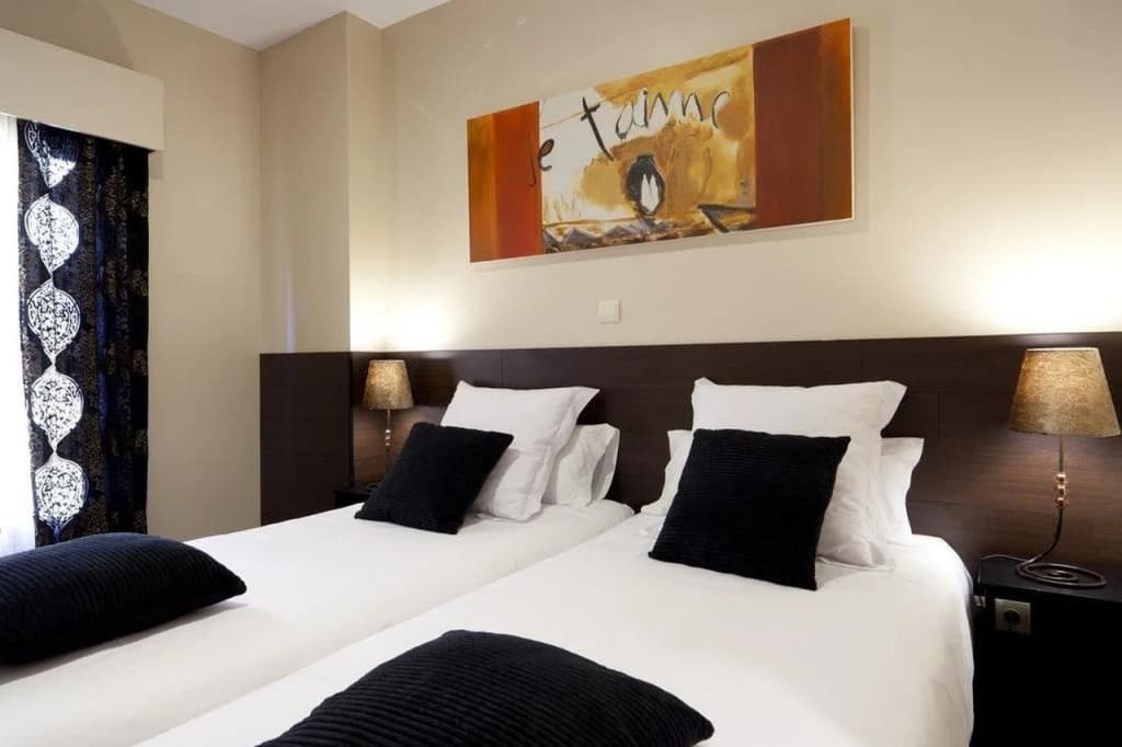 THC Tirso Molina Hostel - photo 3
