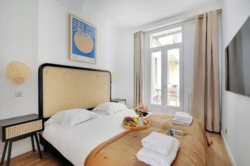 Spacious Apartment With 2 Rooms - photo 2