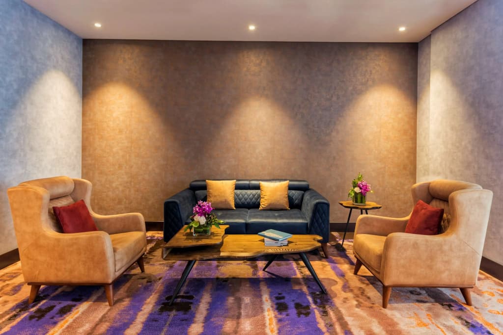 Canal Central Hotel - photo 5