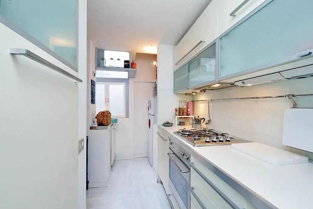 Monti Bright Apartment - photo 15