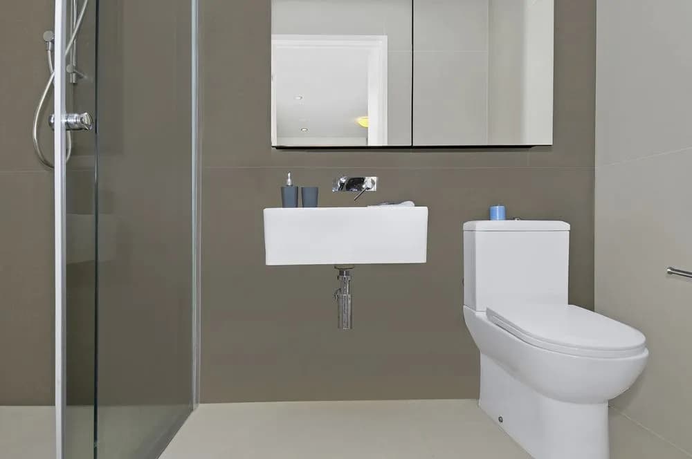 568 Collins Tower - photo 8