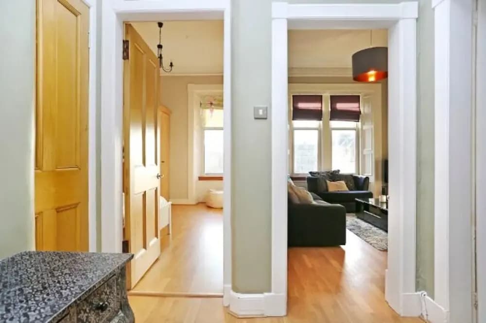 A Stunning Grand Apt near the Royal Botanic Garden - photo 4