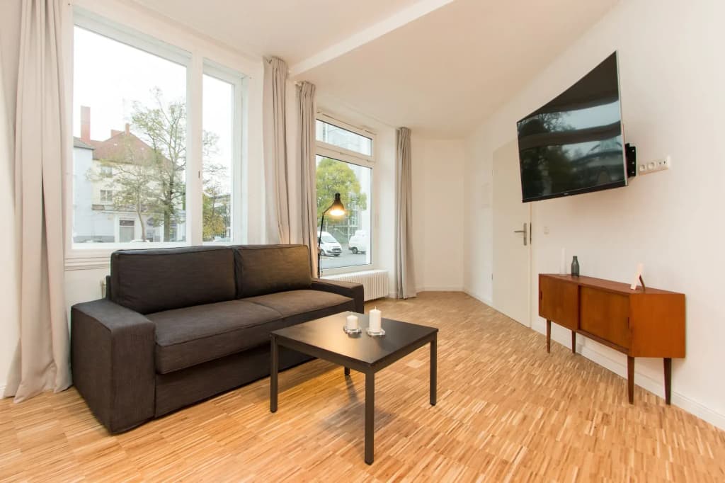 Primeflats - Apartments Aroser Allee - photo 3
