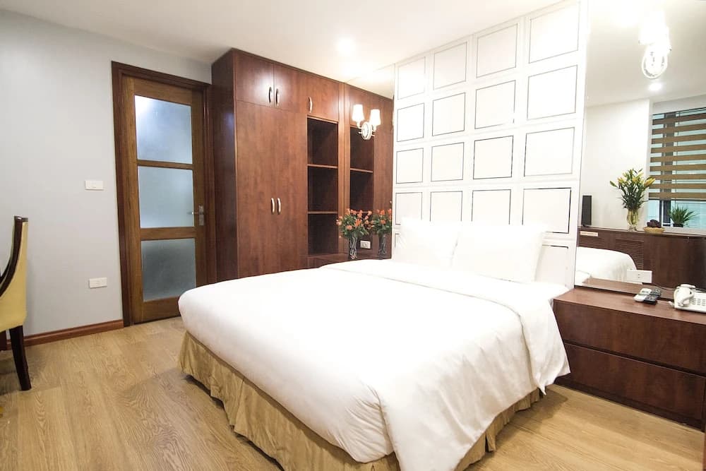 New Century Hotel - photo 24