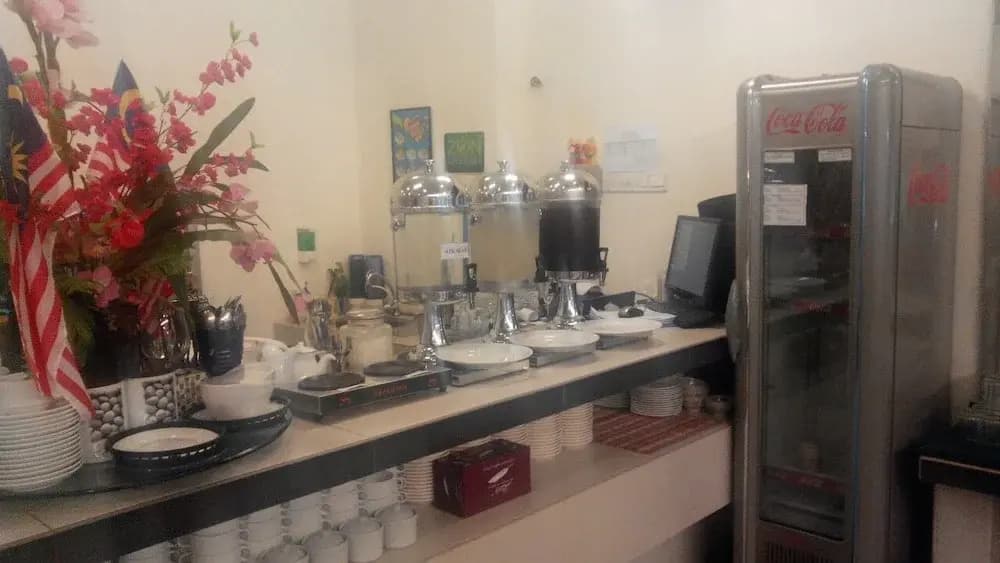 Puteri Garden Hotel Klang - photo 12