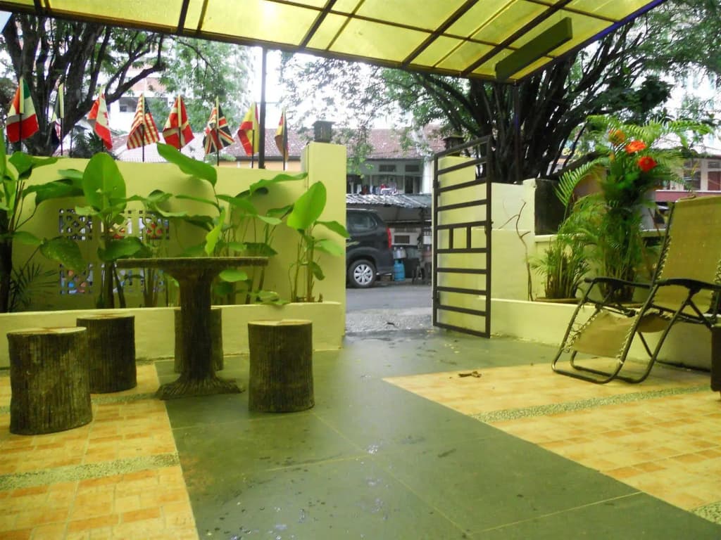 Check Mate Guest House - photo 11