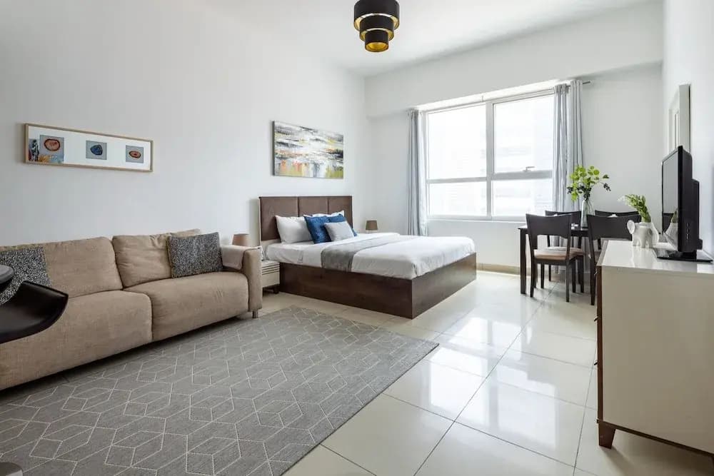 Light and Modern Studio in Jlt! Sleeps 3! - photo 14