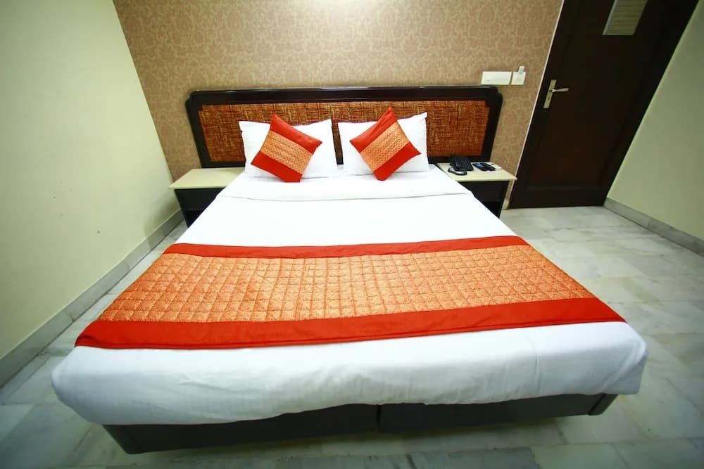 Sundeep Inn - photo 36
