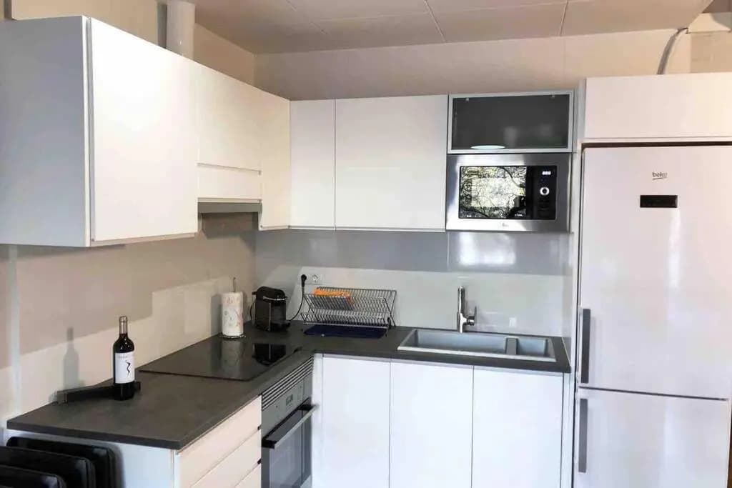 2 Bedroom Apartment Sants - photo 16