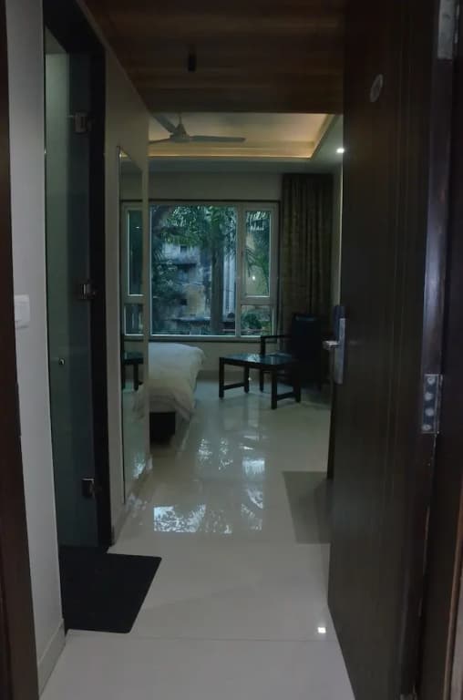 Hotel Sopan Heights - photo 16