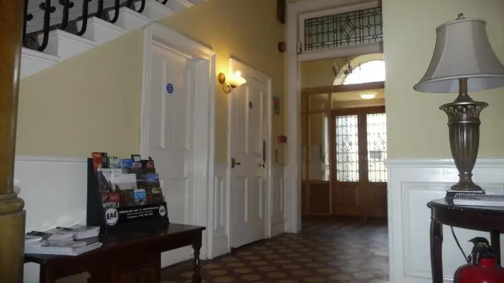 Minto House - photo 9