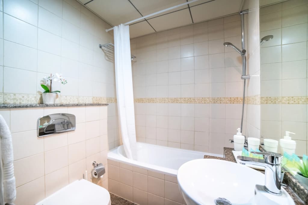 Comfortable studio with great view in Bay Central! - photo 9