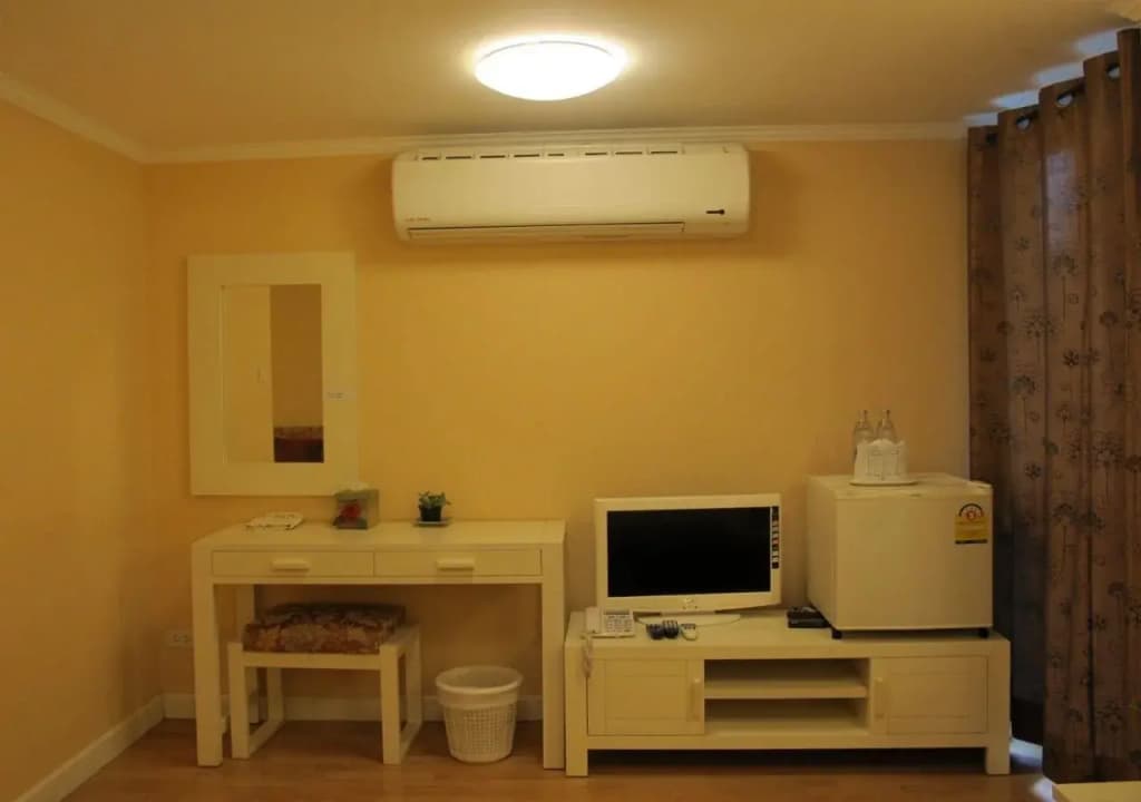Triple Palms House - photo 17