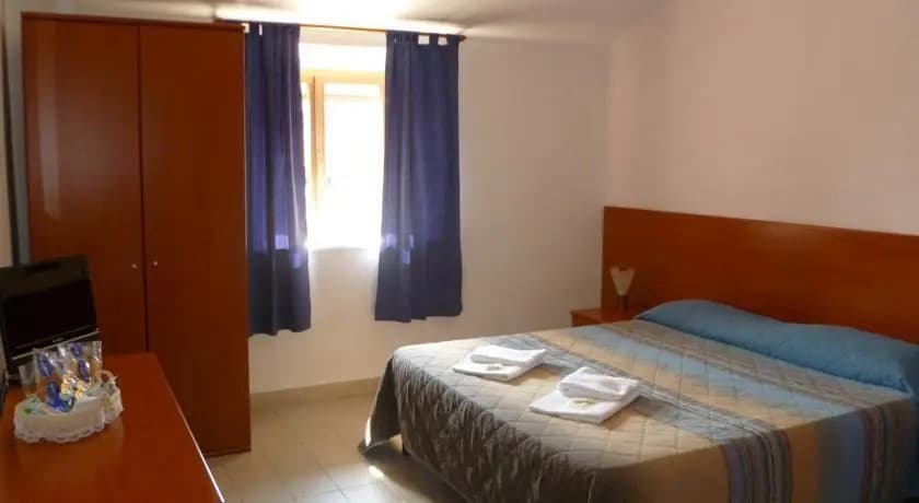 Margot Guest House - photo 9