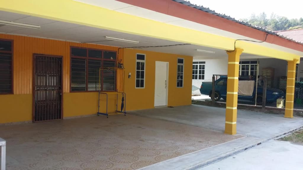 IsMa Lumut Homestay - photo 1
