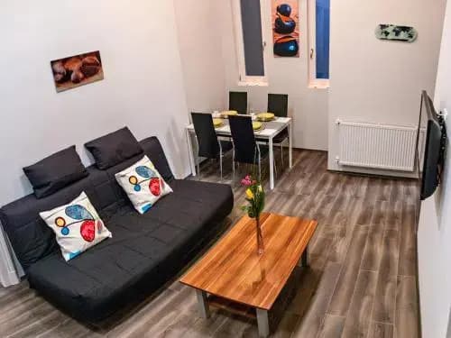 Inside Hostel Budapest - photo 4
