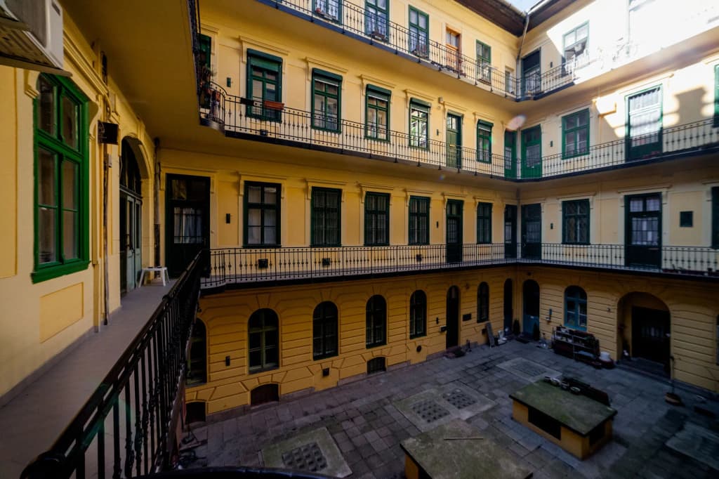 Kadar Apartments - photo 1