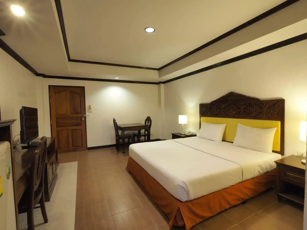 Golden Villa - photo 4