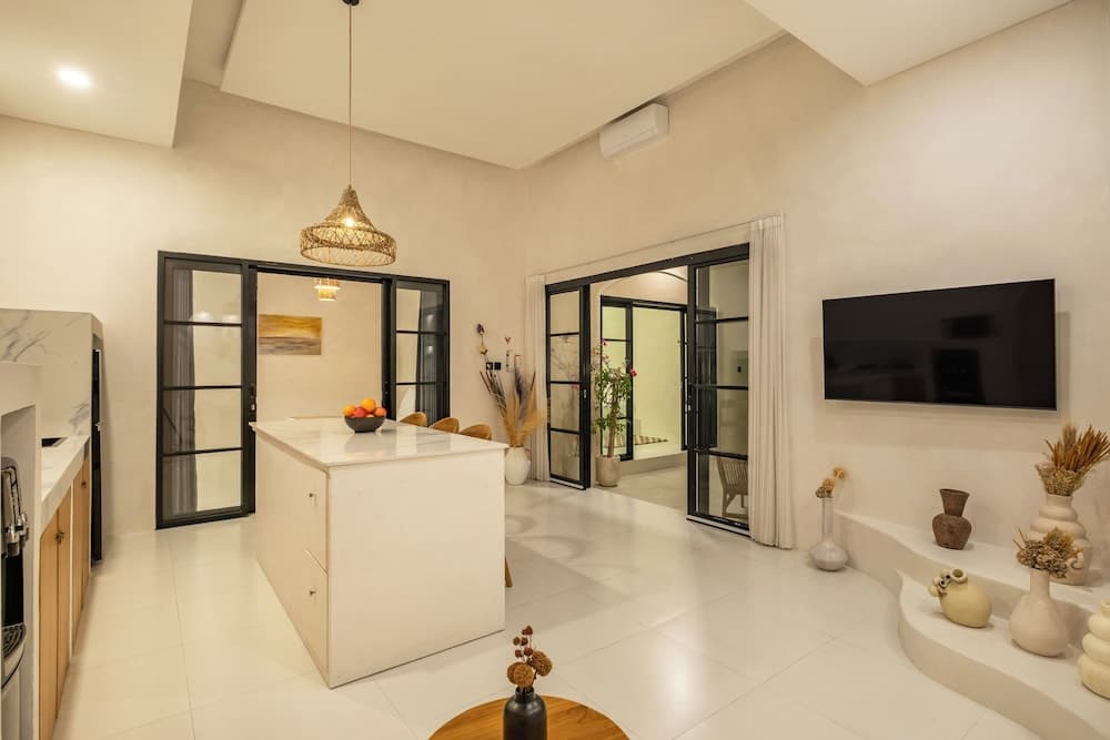 Villa Affinity Canggu by OriVista Great Location - photo 13