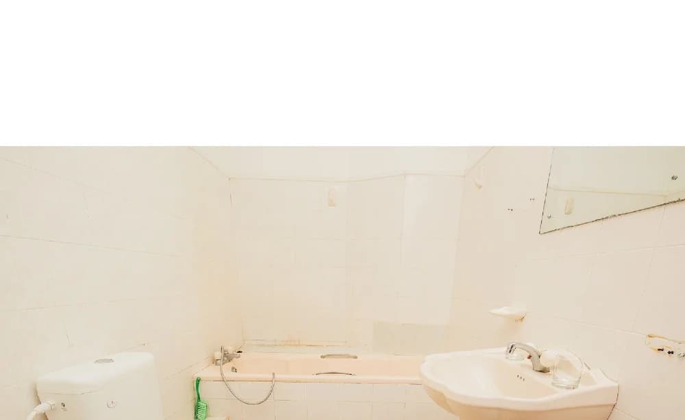 Marina Bay Apartments - photo 7