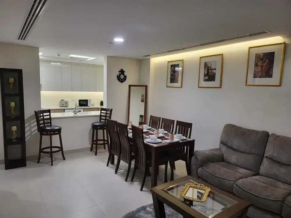 401 Luxury 2Bhk Apartment With Maid Room - photo 12