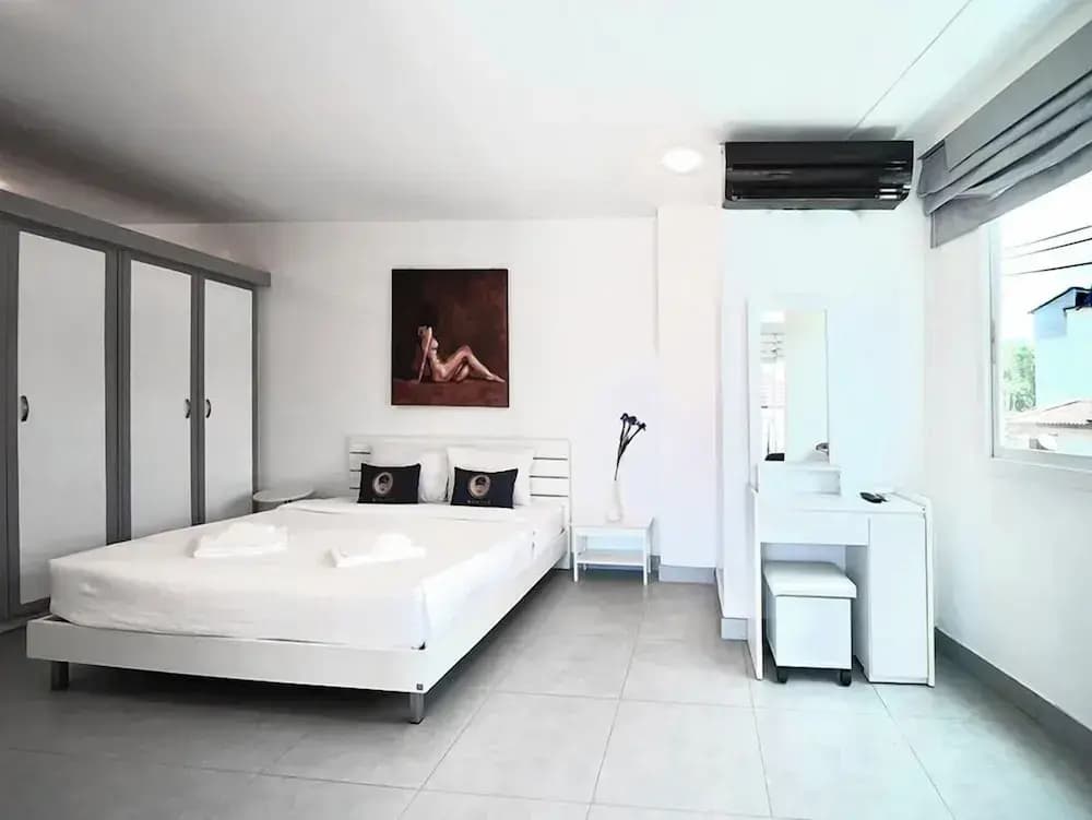 Roomquest Utopia Kata and Residence - photo 16
