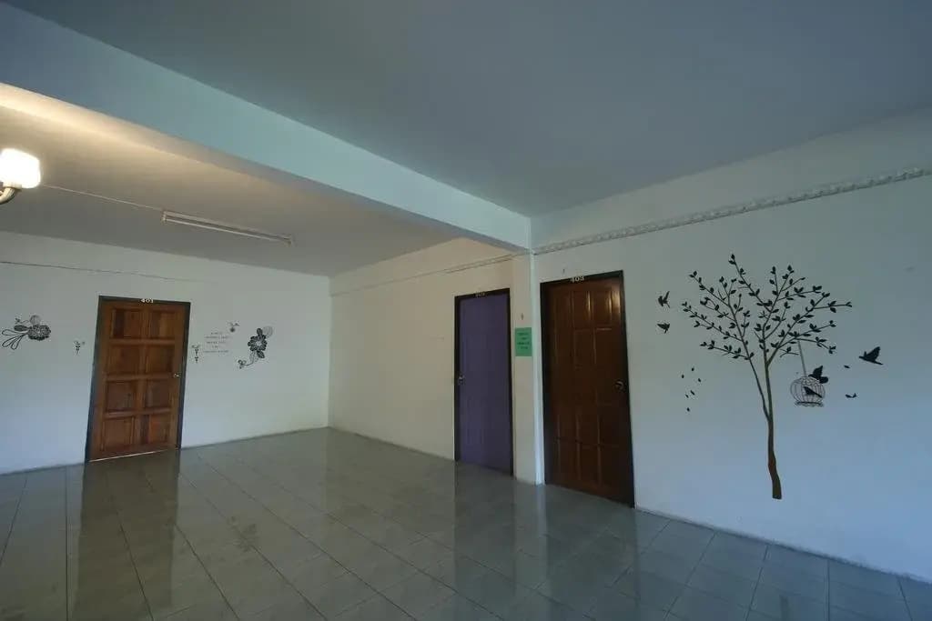 Cube Hostel Krabi - photo 12