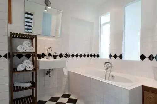 Canal Holiday Apartment - photo 12