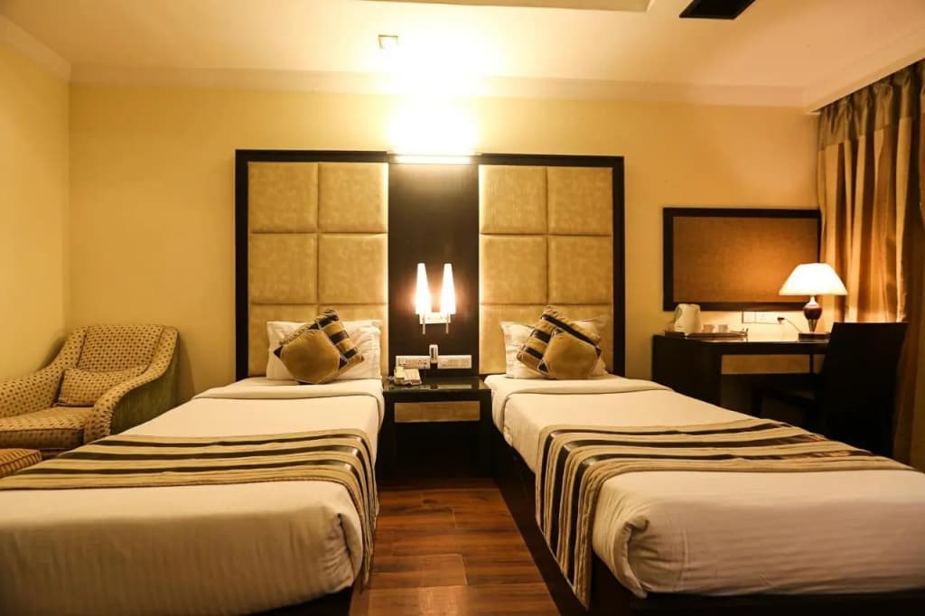 The Oakland plaza - Nehru Place by Orion Hotels - photo 14