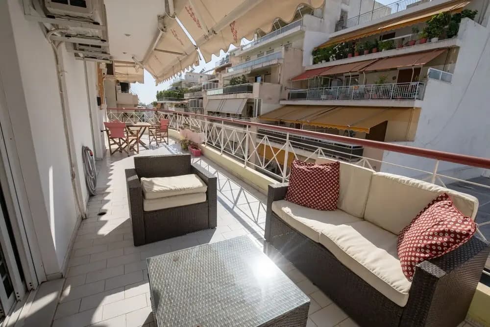 Apartment in Vyronas 3 Double Bedrooms - photo 12